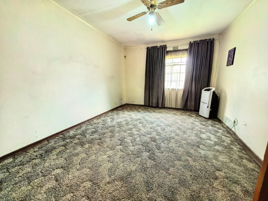 4 Bedroom Property for Sale in Roodia Free State